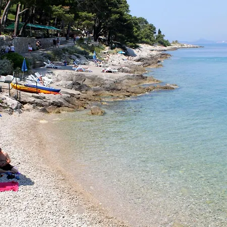 Beachfront Family-Friendly House With Hot Tub Cavtat, Dubrovnik - 22828 Cavtat