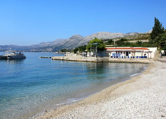 Seaside House For Families With Children Cavtat, Dubrovnik - 22828 Semesterbostad *